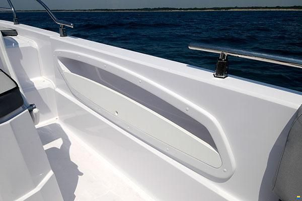 Ranieri H22 Sundeck