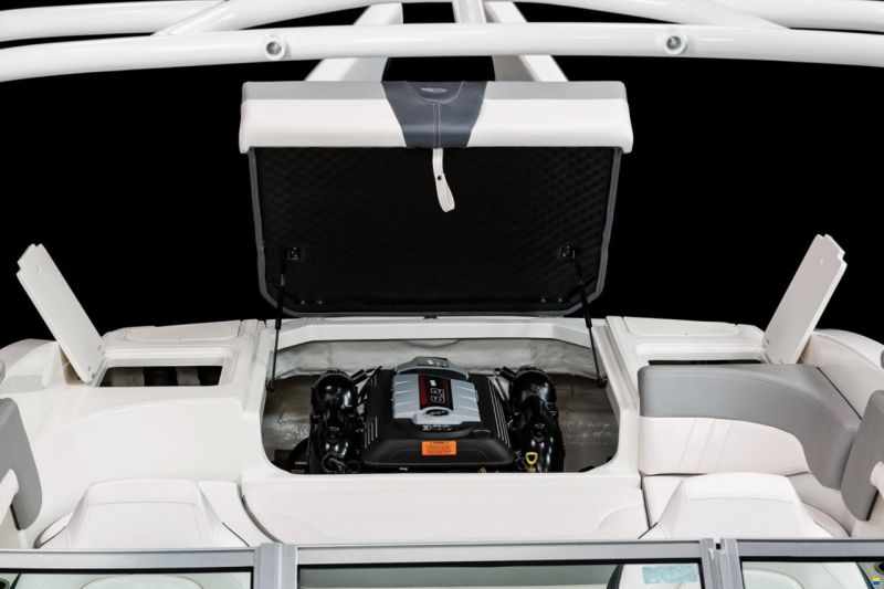 Chaparral 23 SSI