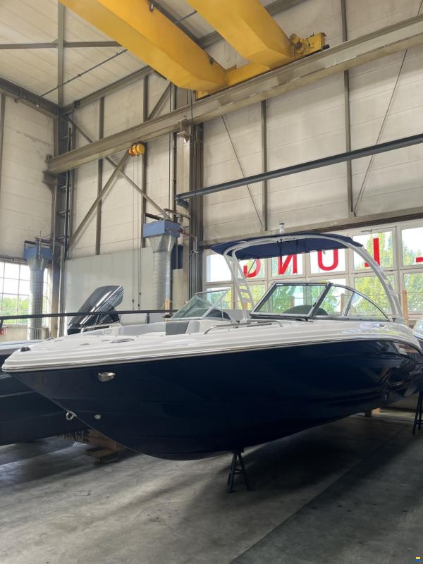 Chaparral 23 SSI