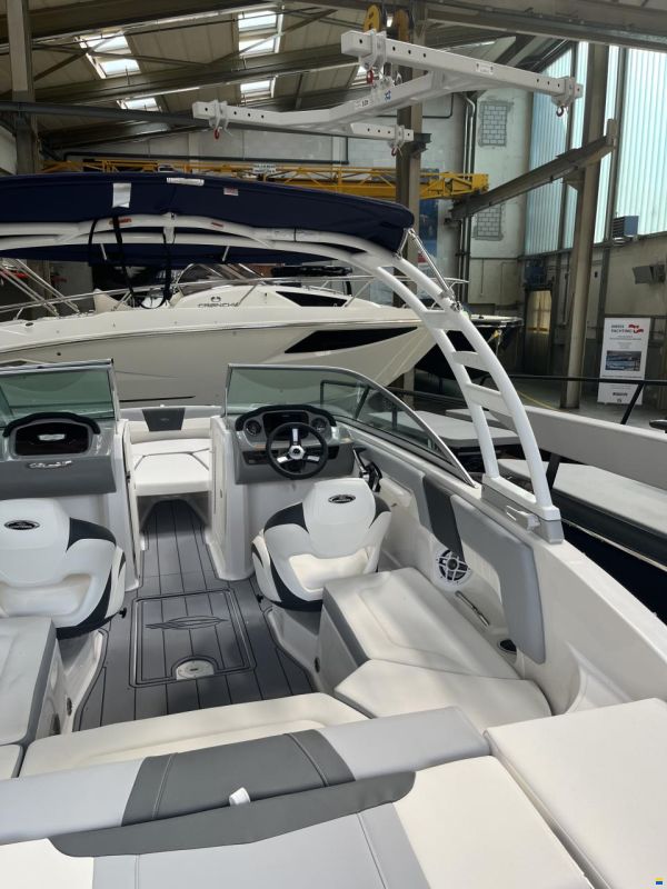 Chaparral 23 SSI