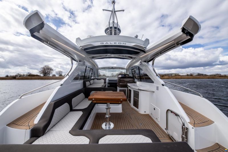 Galeon 405 HTS