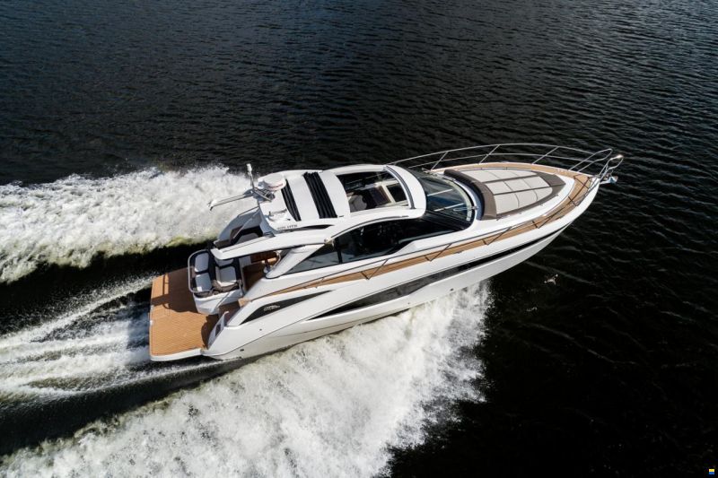 Galeon 405 HTS