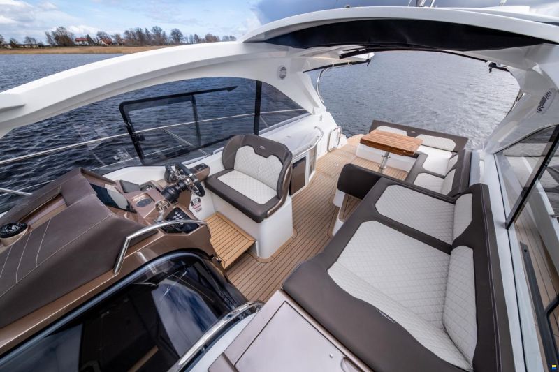 Galeon 405 HTS
