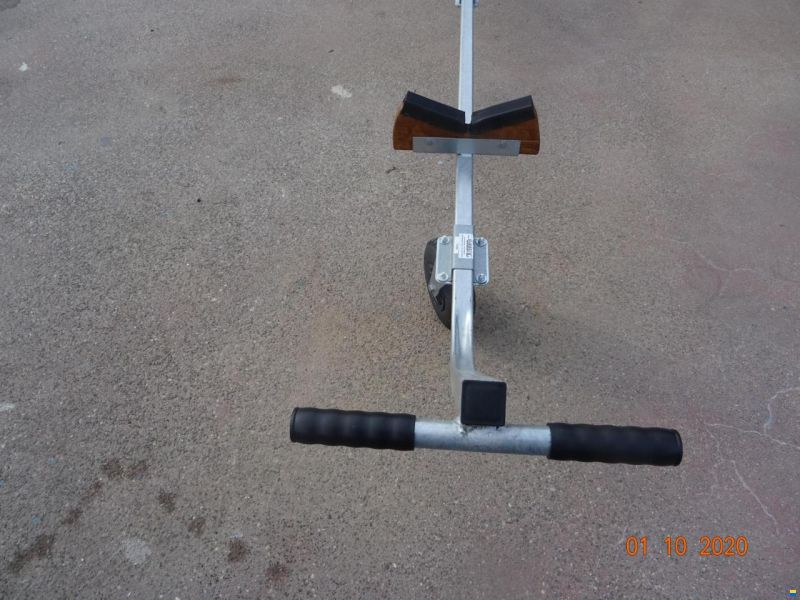 Harbeck Slipwagen S30L mit Bugrad