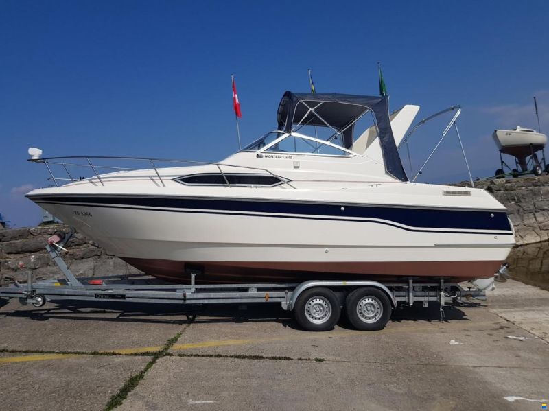 Monterey 246 Suncruiser