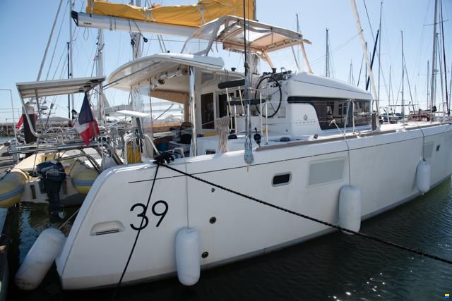 Lagoon 39