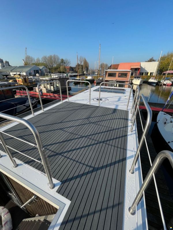Nordic Season Houseboat NS 36 Eco 23