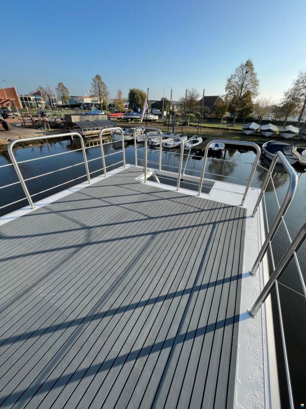 Nordic Season Houseboat NS 36 Eco 23