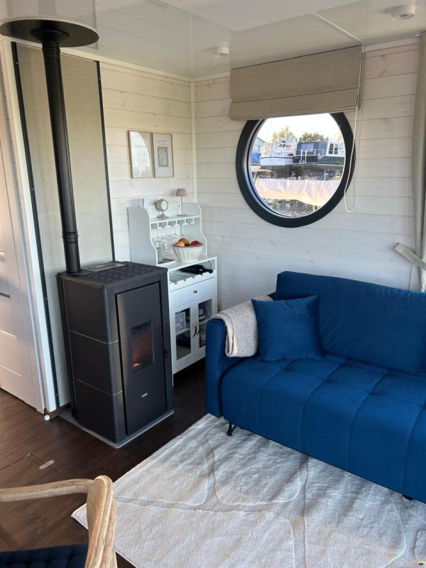Nordic Season NS 40 Eco 36m2 Houseboat