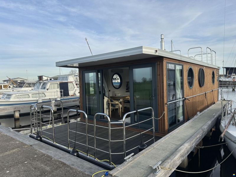 Nordic Season NS 40 Eco 36m2 Houseboat