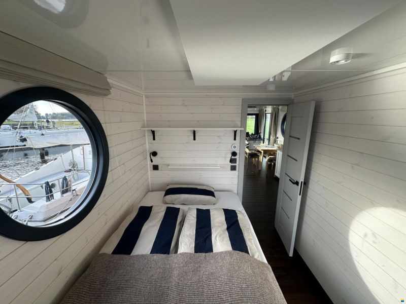 Nordic Season NS 40 Eco 36m2 Houseboat
