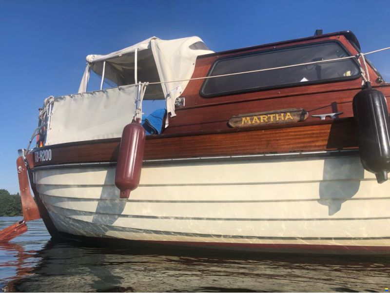 Jutahela Marina 75