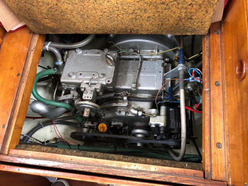 Jutahela Marina 75