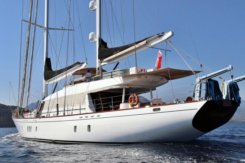 2011 Custom Mirror Yacht Shipyard Built 35 me, EUR 2.890.000,-
