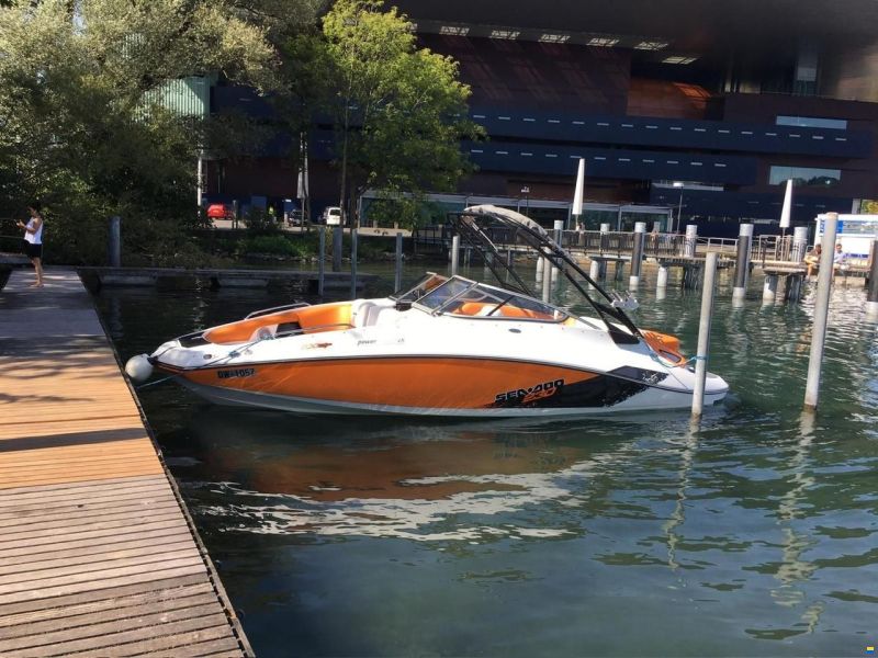 Sea-Doo Challenger 230 SP