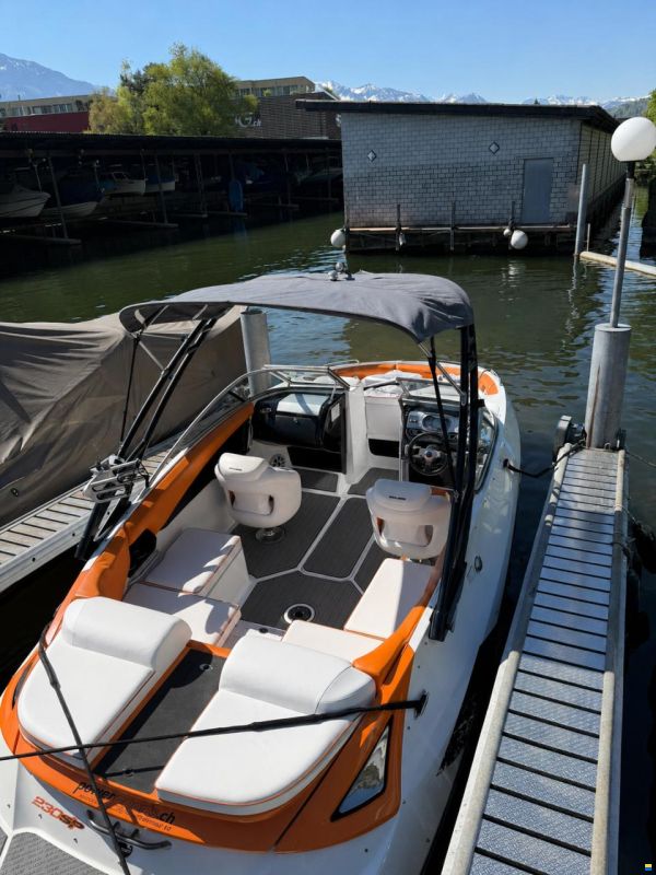 Sea-Doo Challenger 230 SP