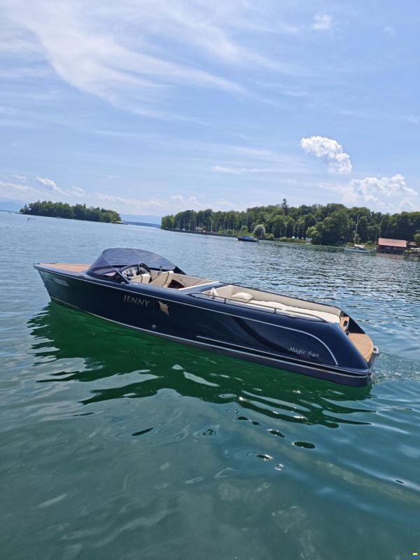 Marian Magic 640