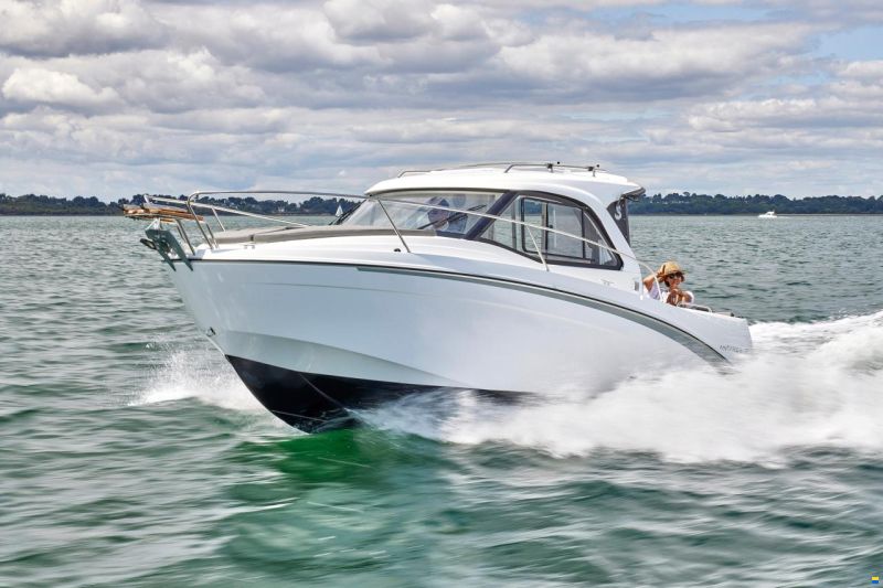 Beneteau Antares 7 OB V2