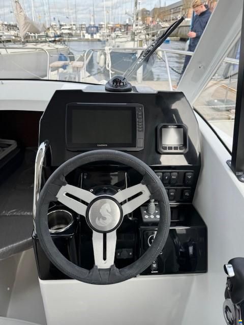 Beneteau Antares 7 OB V2