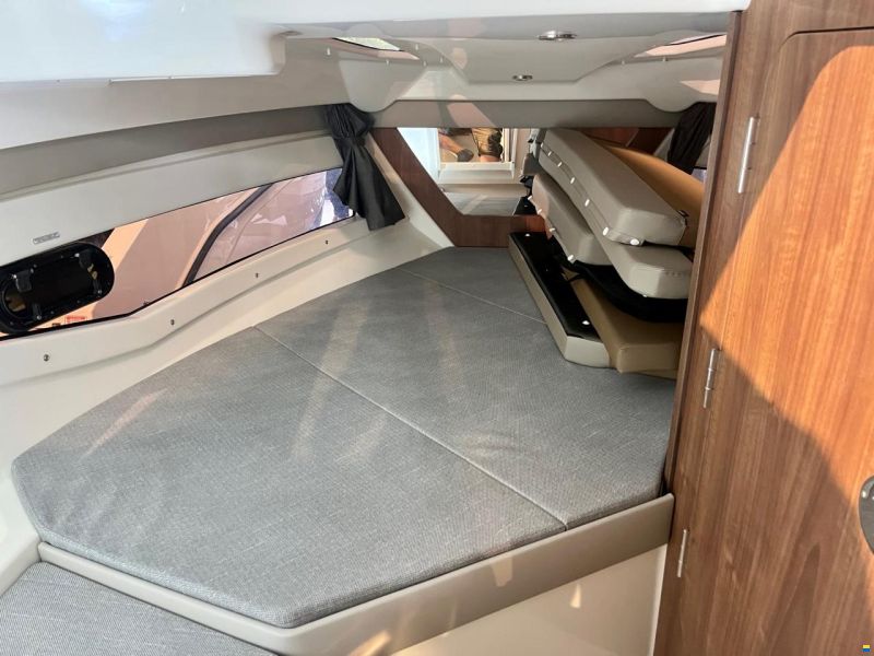 Quicksilver 755 Cruiser + Mercury F300 NEUF EN STOCK