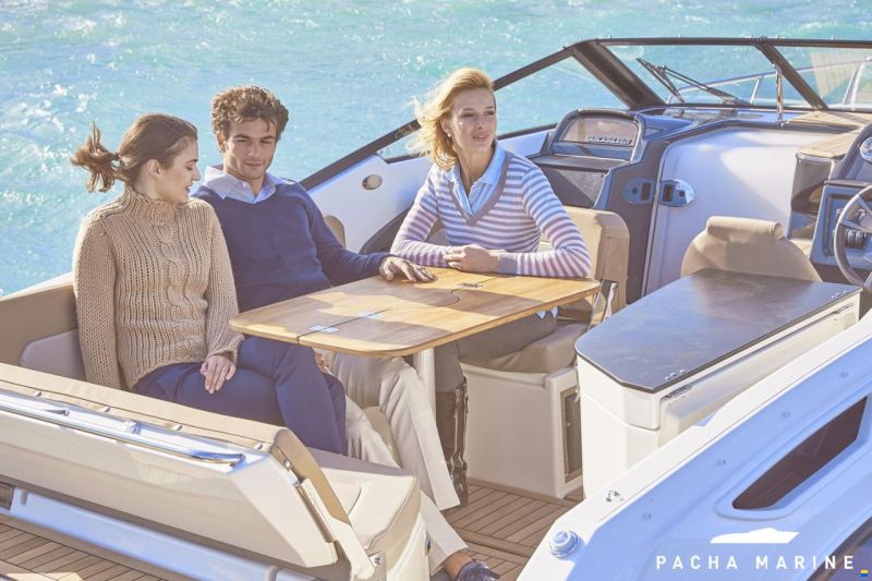 Quicksilver 755 Cruiser + Mercury F300 NEUF EN STOCK