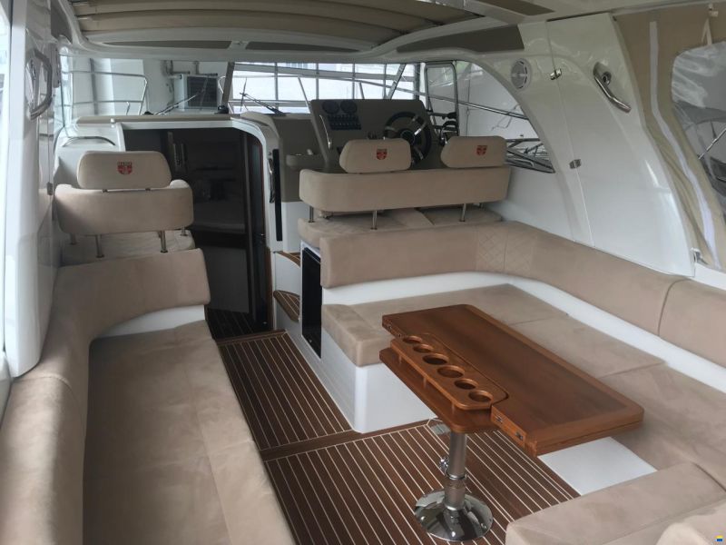 Marex 310 Sun Cruiser