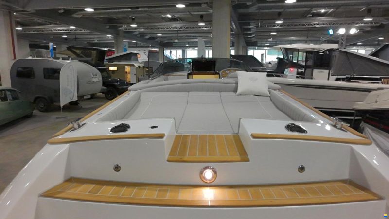 Comitti Venezia 28