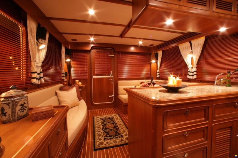 Selene 46 Classic