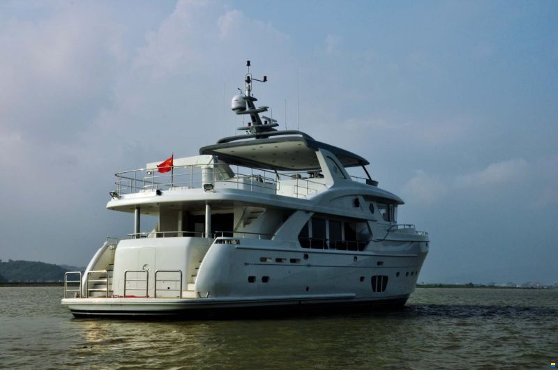 Selene 92 Explorer