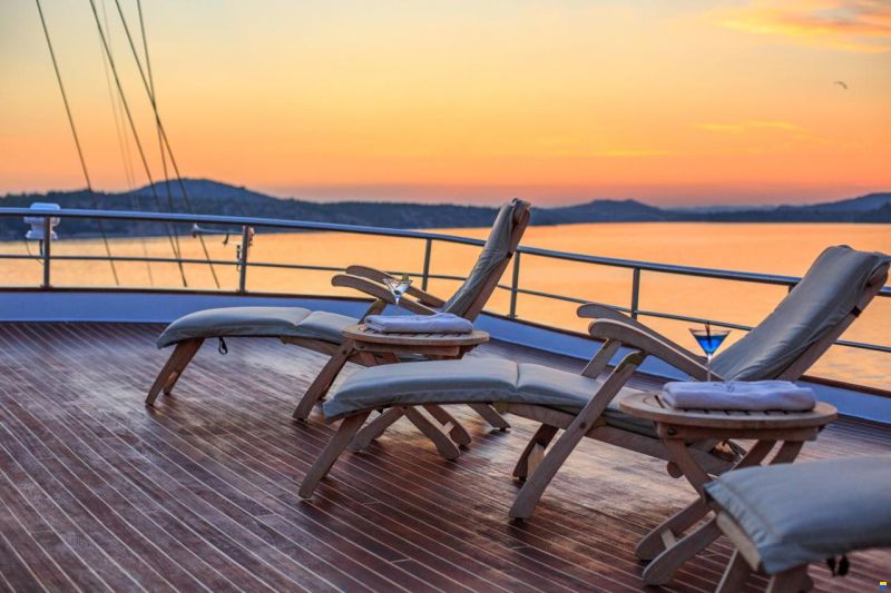 Marina Vinici Wooden Schooner Cruise Shi