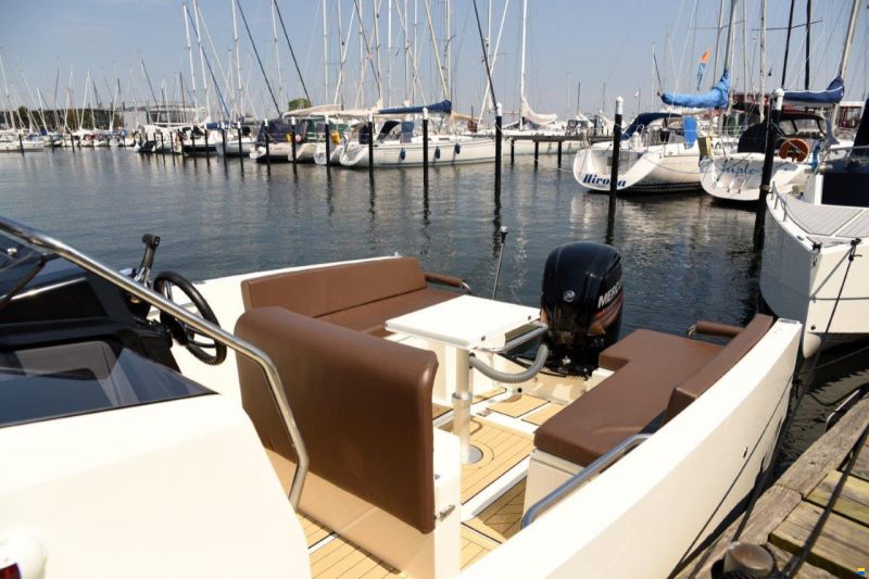 NUVA Yachts M6 Open