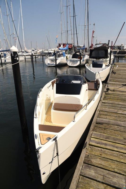 NUVA Yachts M6 Open
