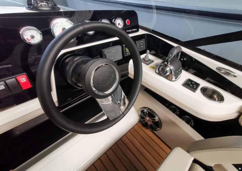 Cranchi E26 Classic