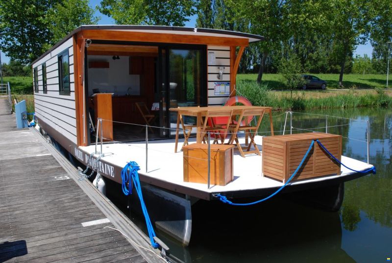 Solar Electrische Houseboat Catamaran Co