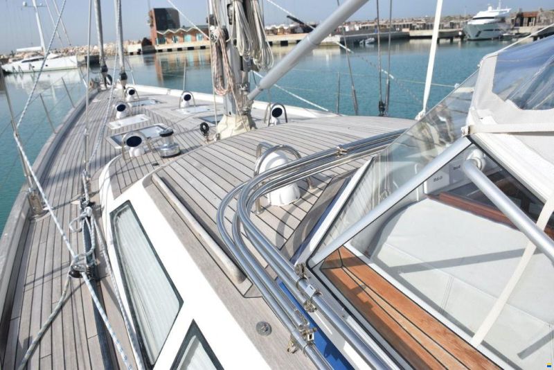 Hallberg-Rassy HR 64