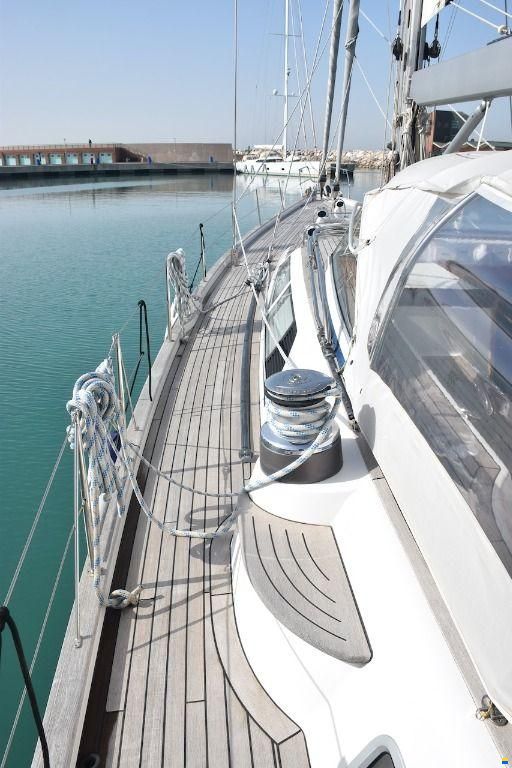Hallberg-Rassy HR 64