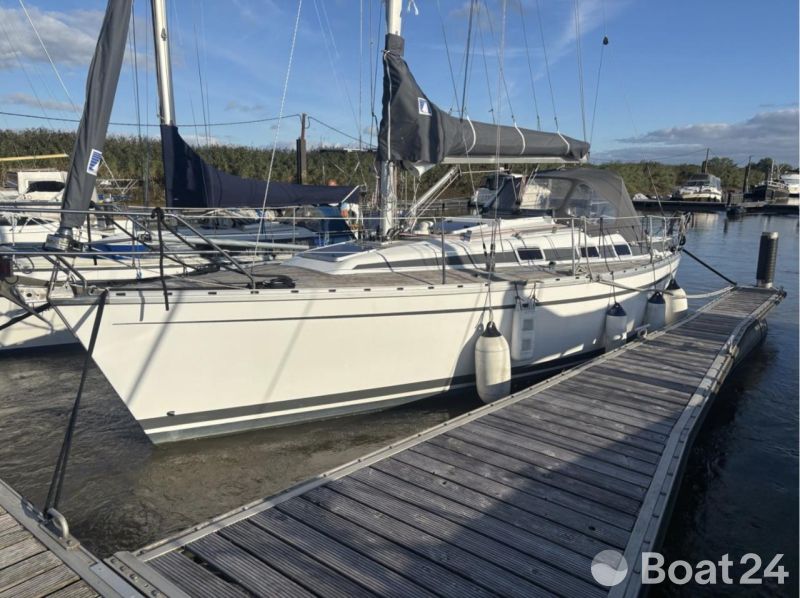 Bavaria 320