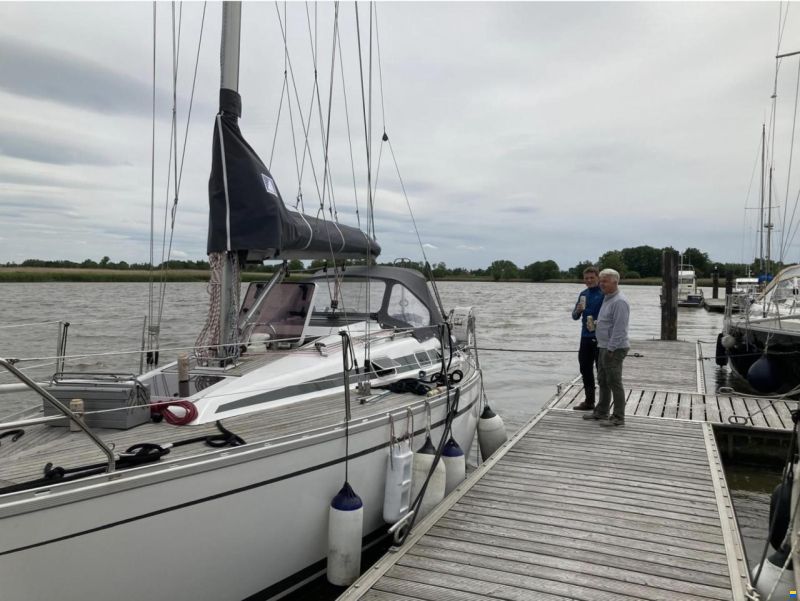 Bavaria 320