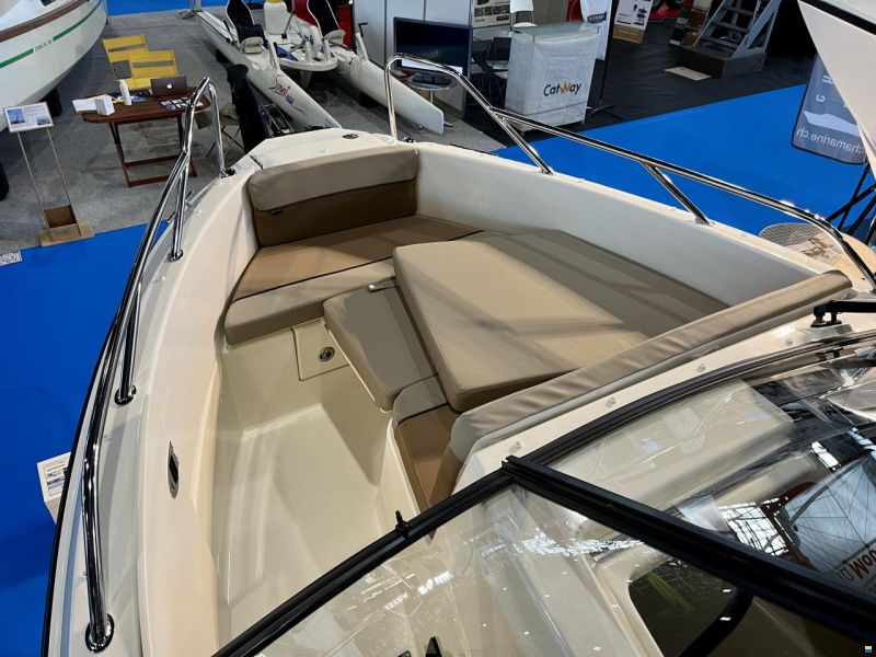 Quicksilver 675 Bowrider + Mercury 150 NEUF EN STOCK