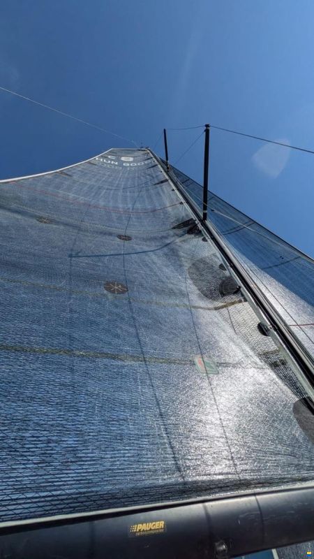Code Code8 canting keel