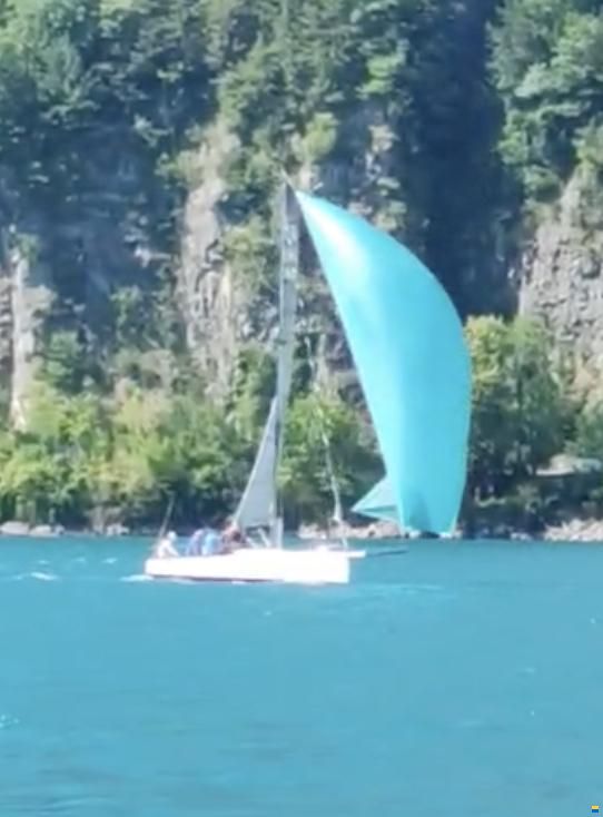 Code Code8 canting keel