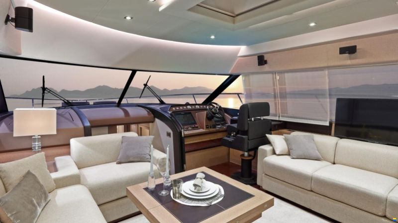 Prestige 620 Fly