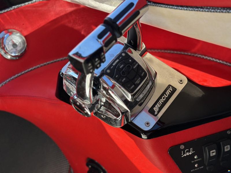 Mercury Bladerunner 34 Sport