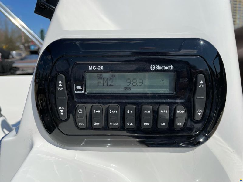 Interboat DE Intender 770