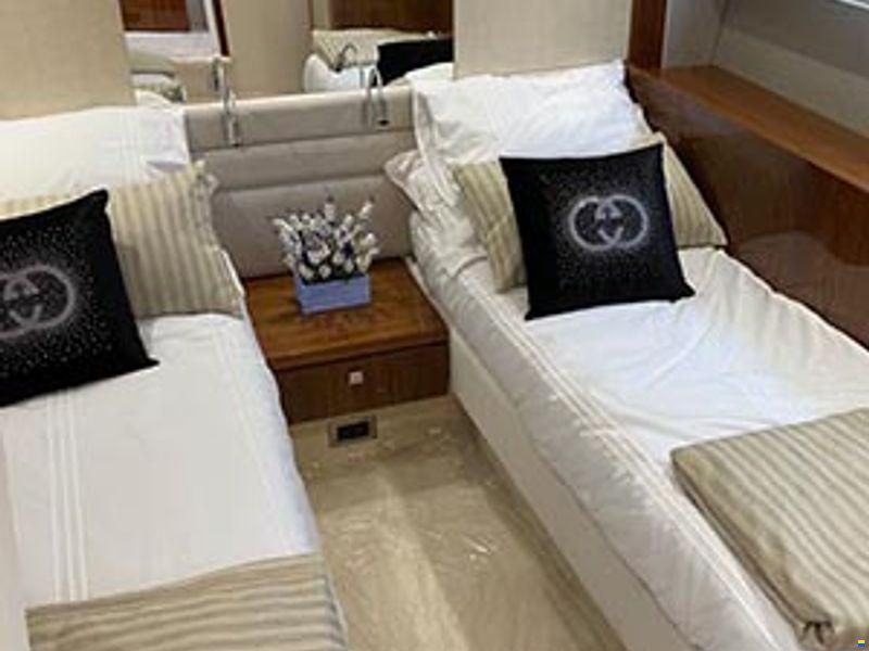 Sunseeker Manhattan 66