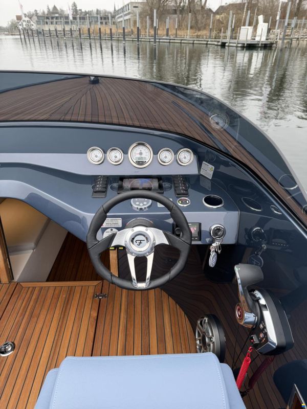 Frauscher 858 Fantom