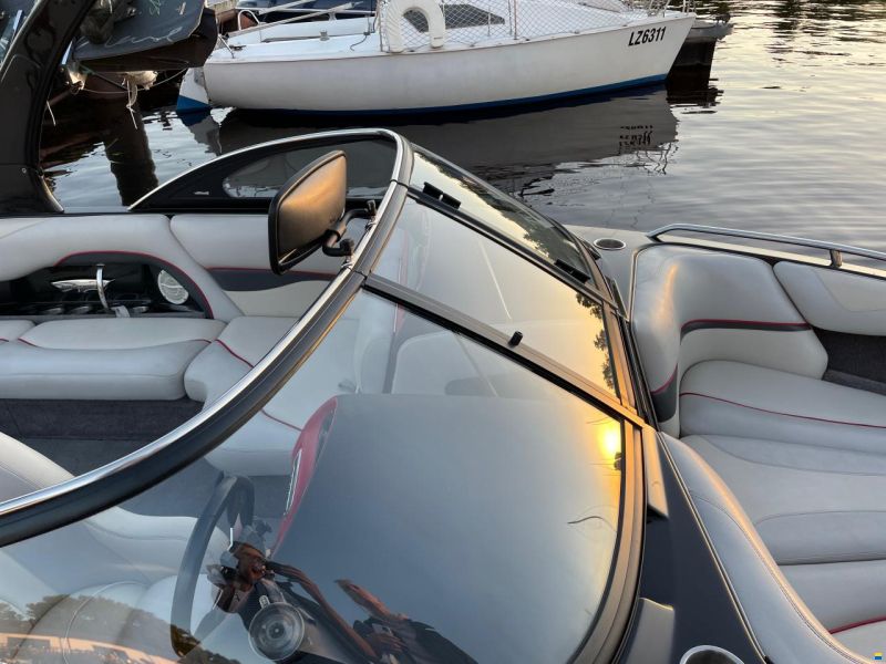 Malibu Wakesetter VLX 21