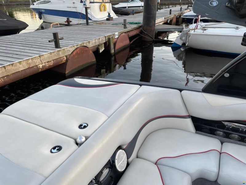 Malibu Wakesetter VLX 21