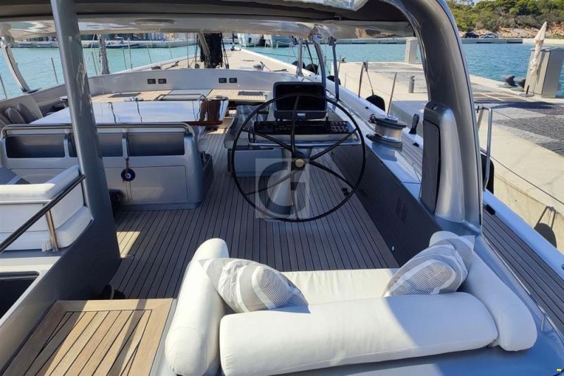 Pendennis Wally 106