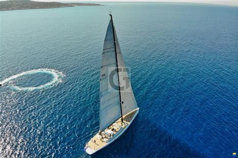 Pendennis Wally 106